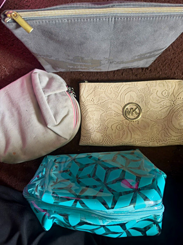 Women 4pc zip pouches - zip,