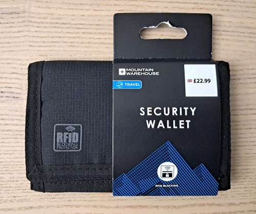 Mountain warehouse travel rfid - travel,